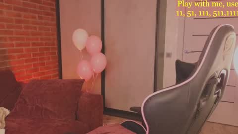 Snapshot of cute_darina chatting on 02-16-25, 01:58 Everyday stream in the same time online show from 02-16-25, 01:58