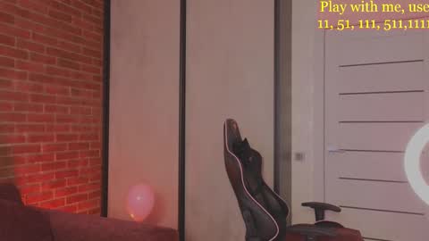 Snapshot of cute_darina chatting on 02-20-25, 08:39 Everyday stream in the same time online show from 02-20-25, 08:39