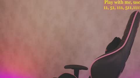 Snapshot of cute_darina chatting on 03-12-25, 01:58 Everyday stream in the same time online show from 03-12-25, 01:58