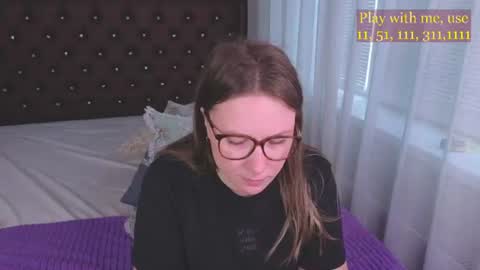 Snapshot of cute_darina chatting on 06-15-26, 01:30 Everyday stream in the same time online show from 06-15-26, 01:30