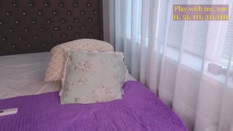 Snapshot of cute_darina chatting on 06-25-26, 02:00 Everyday stream in the same time online show from 06-25-26, 02:00