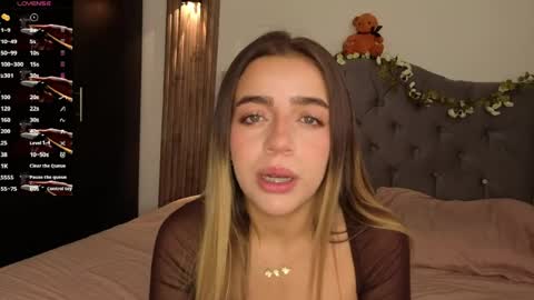 Snapshot of cute_emmma chatting on 05-01-26, 11:15 Emma online show from 05-01-26, 11:15