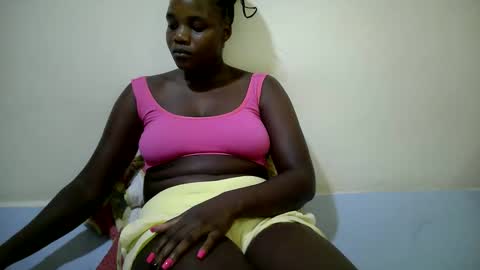 Snapshot of cute_heaven chatting on 09-22-25, 04:42 cute_heaven online show from 09-22-25, 04:42