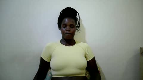 Snapshot of cute_heaven chatting on 10-01-25, 09:43 cute_heaven online show from 10-01-25, 09:43