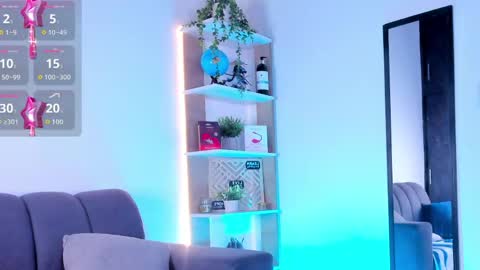 Cute horny1 online show from 04-16-26, 11:22