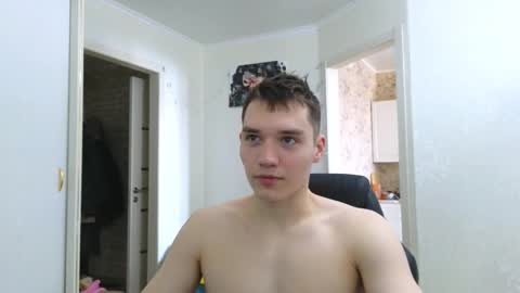 Snapshot of cute_junk chatting on 03-04-25, 07:51 Kite and Jack online show from 03-04-25, 07:51