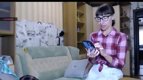 cute_lion_ online show from 10-30-25, 11:22