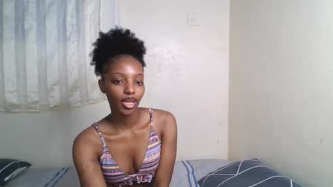 Snapshot of cute_messy chatting on 06-18-26, 01:59 cute messy online show from 06-18-26, 01:59