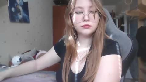 Veronica online show from 03-11-25, 09:56