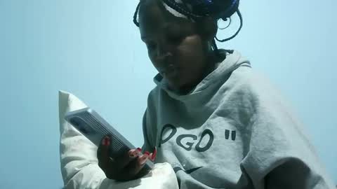 cute_roxie online show from 02-20-25, 11:10