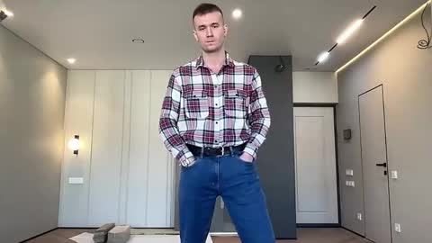 cute_skywalker online show from 03-23-26, 06:17