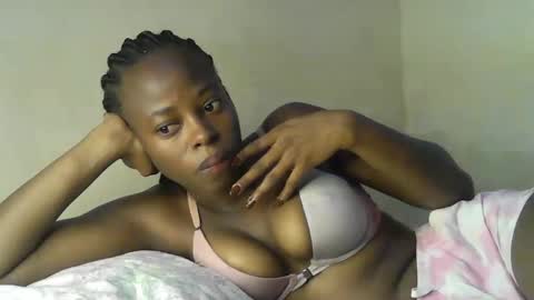 cute_sonny online show from 12-23-25, 06:00