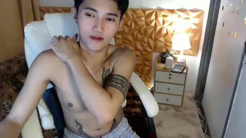 Steph online show from 02-19-25, 05:05