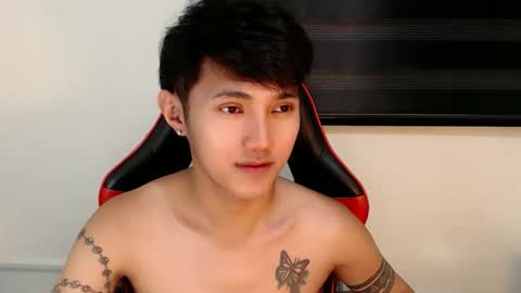 Snapshot of cuteasiancock98 chatting on 06-10-26, 05:23 Steph online show from 06-10-26, 05:23