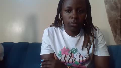 Cuteberry87 online show from 10-30-25, 08:05