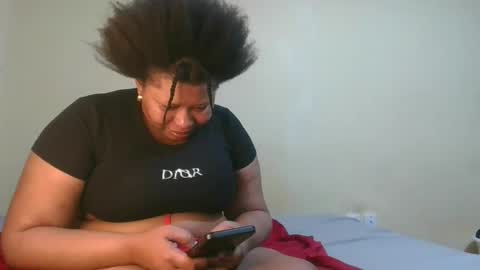 Snapshot of cutebobo chatting on 05-03-26, 05:19 cutebobo online show from 05-03-26, 05:19