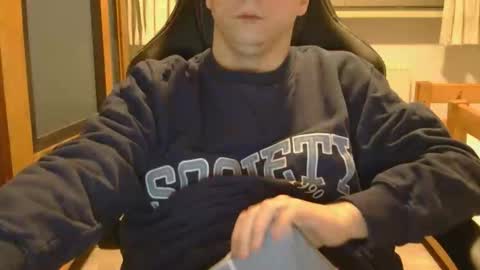 Cuteboy090 online show from 04-21-26, 05:06