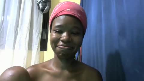 Snapshot of cutebrownie1998 chatting on 03-07-25, 06:54 VALLARY online show from 03-07-25, 06:54