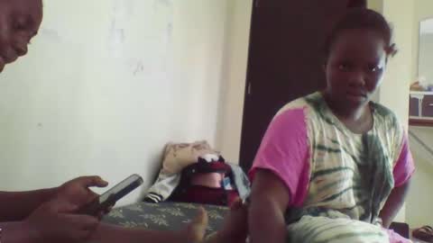 cutecaramela online show from 04-16-26, 06:36