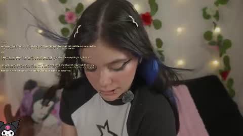 Snapshot of cutee_andrea chatting on 06-17-26, 03:09 Andrea 3 online show from 06-17-26, 03:09