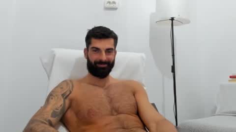 cuteeboy online show from 10-25-25, 08:03