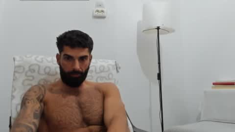 cuteeboy online show from 11-01-25, 08:55