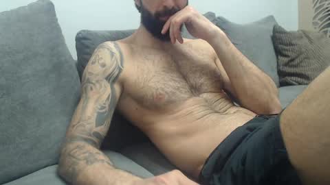 cuteeboy online show from 04-16-26, 07:25