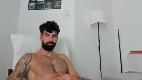 Snapshot of cuteeboy chatting on 07-16-26, 05:24 cuteeboy online show from 07-16-26, 05:24
