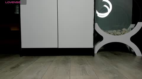 Snapshot of cuteemouse chatting on 02-15-25, 04:45 Anna online show from 02-15-25, 04:45