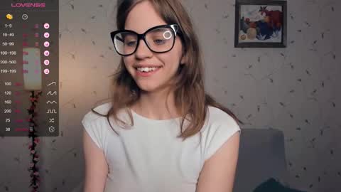 Melisa online show from 10-15-25, 07:36