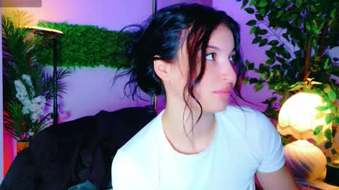 cuteness__girl online show from 10-08-25, 06:11