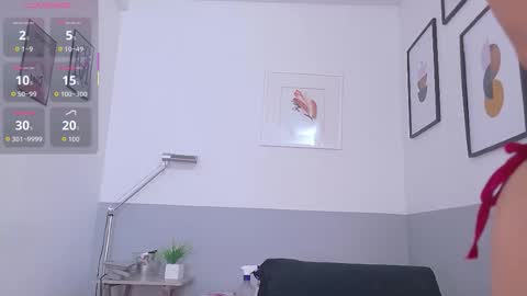 cutepetitee online show from 01-10-26, 07:59