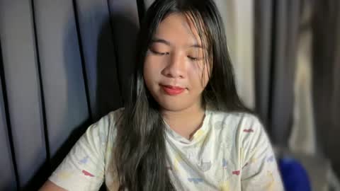 Snapshot of cutestgurl_ chatting on 06-10-26, 10:52 cute online show from 06-10-26, 10:52