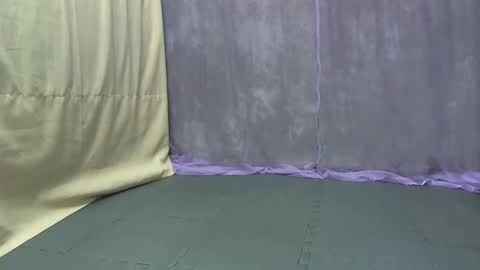 cutetinyasian143_ online show from 12-02-25, 02:06