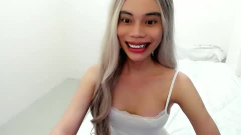 Vera online show from 03-22-26, 03:26