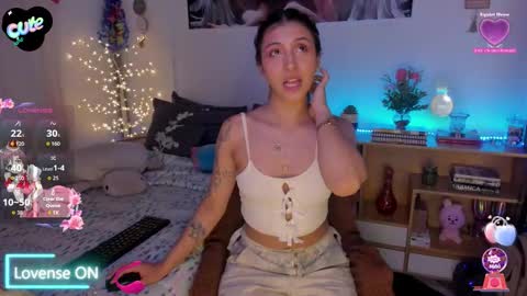 cuteweed420 online show from 03-25-26, 11:22