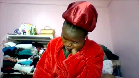 cutezola online show from 09-26-25, 02:48