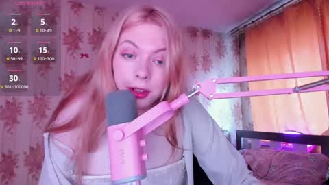 Bambi  online show from 06-18-26, 12:09