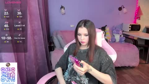 Snapshot of cutie_bellle chatting on 03-05-25, 08:00 belle online show from 03-05-25, 08:00
