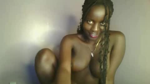 cutie_choco online show from 10-20-25, 01:17
