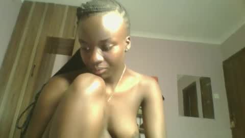 cutie_choco online show from 10-21-25, 08:42