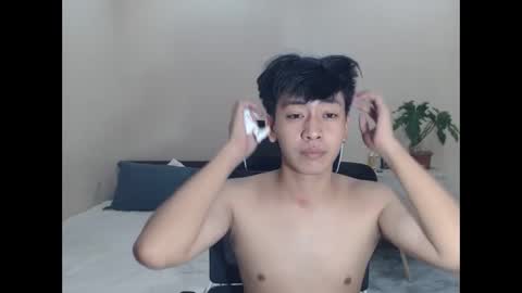 Neil Taylor online show from 11-04-25, 02:54