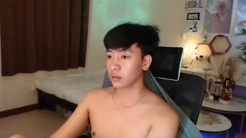 Neil Taylor online show from 12-15-25, 06:34