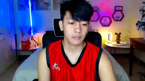 Neil Taylor online show from 02-20-26, 03:03