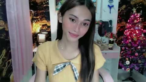 cutie_mitcha online show from 10-16-25, 02:56