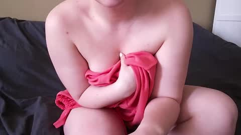 Snapshot of cutie_peach chatting on 06-04-26, 09:48 cutie_peach online show from 06-04-26, 09:48