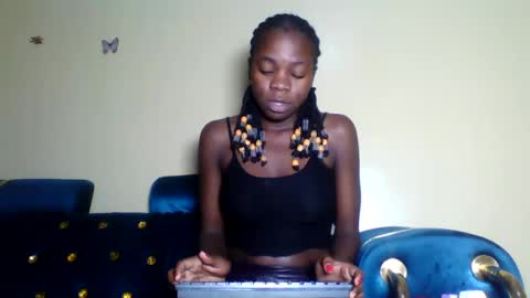cutieplush online show from 04-22-26, 07:48