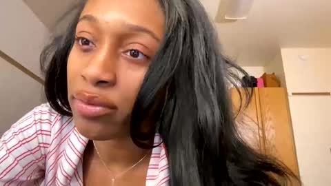 Snapshot of cutieeeva chatting on 02-14-26, 08:00 cutieeeva online show from 02-14-26, 08:00