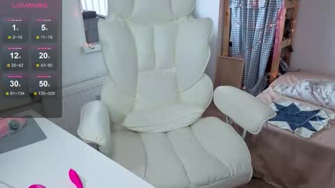 Alice  online show from 03-05-26, 07:26