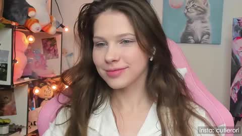 Snapshot of cutierori chatting on 02-27-25, 05:15 Rori  Instagram cutierori  online show from 02-27-25, 05:15